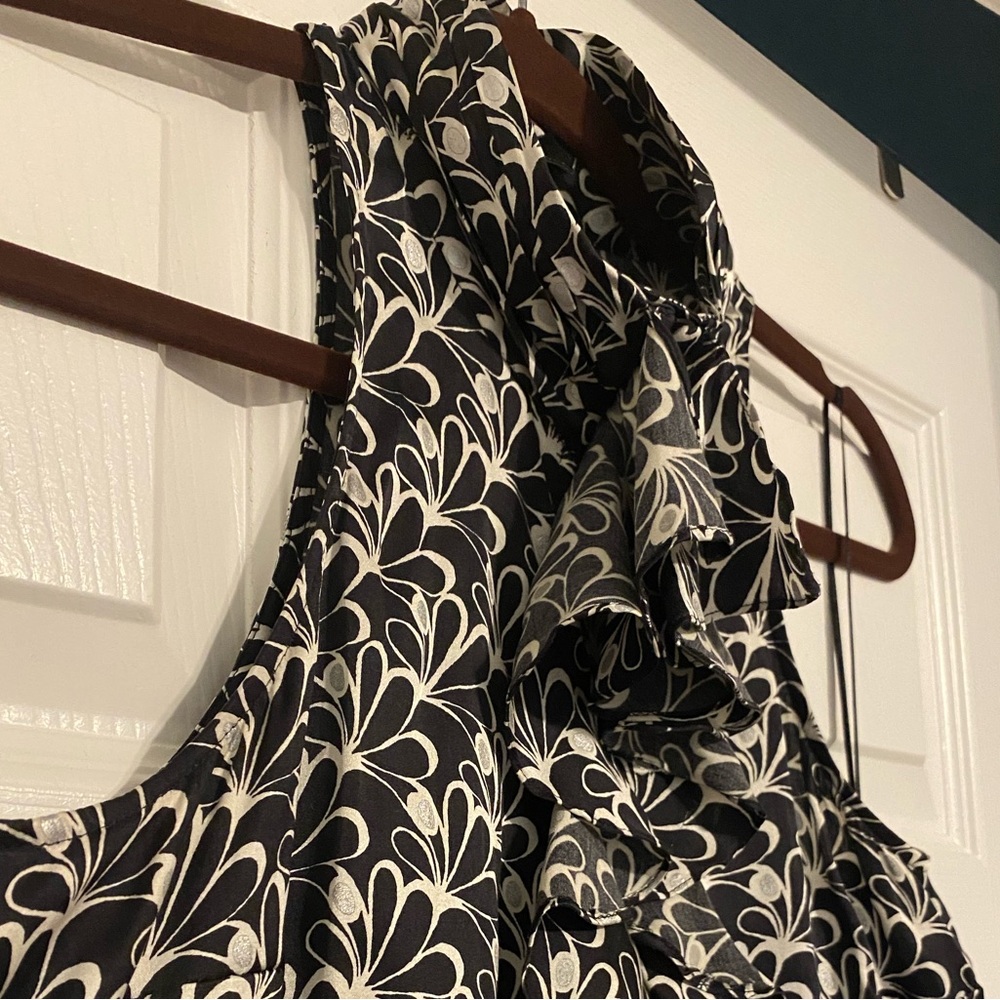 EXPRESS Ruffled Haltered Blouse - Picture 4 of 4